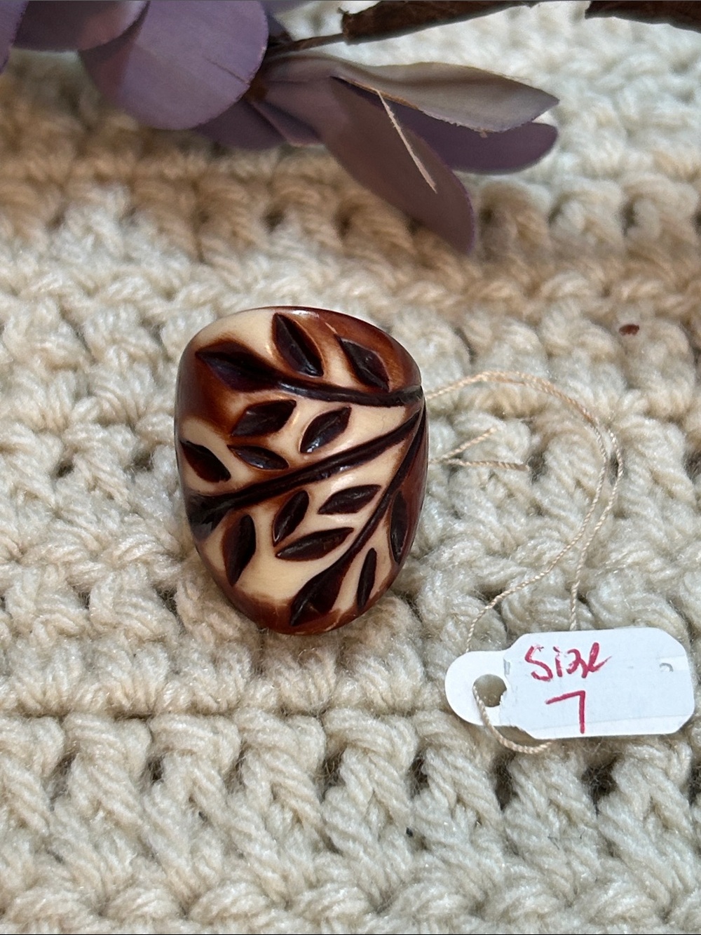 Leaf-Engraved Brown and Cream Statement Ring